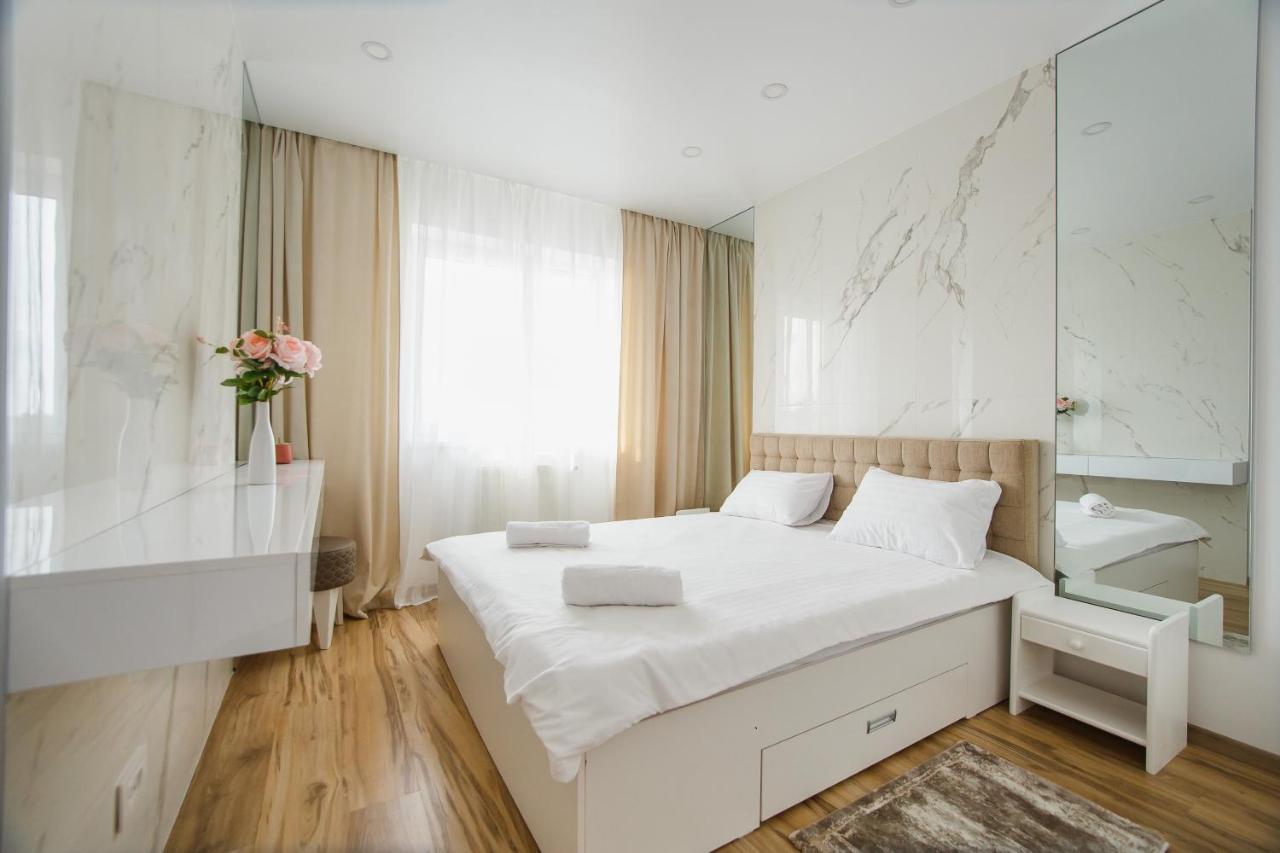 Elegant & Spacious - Central Apartment Oradea Exterior foto